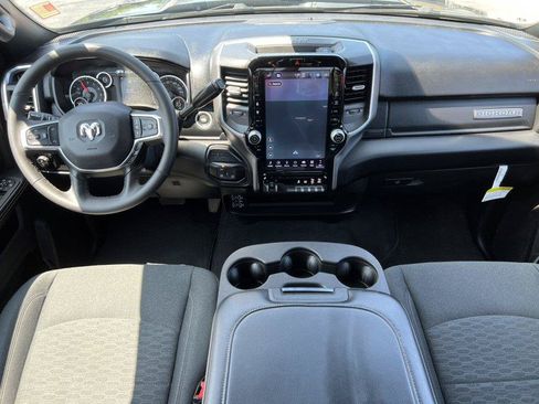 Used 2026 RAM 2500 Big Horn AWD/4WD image 3