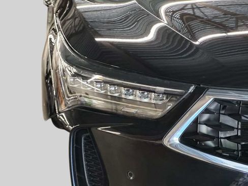 Used 2023 Acura RDX AWD w/ Advance Package image 9