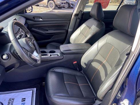 Certified 2022 Nissan Altima 2.5 SR image 11