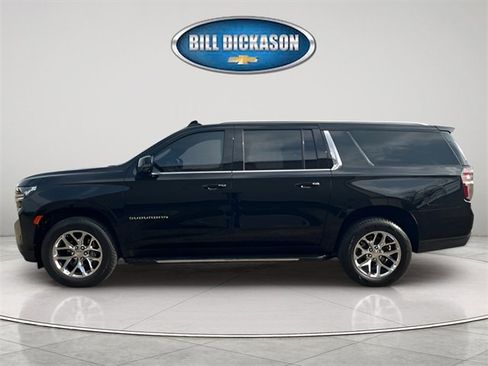 Used 2021 Chevrolet Suburban LT w/ LT Signature Plus Package image 4