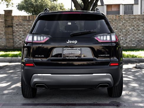 Used 2022 Jeep Cherokee Limited image 18