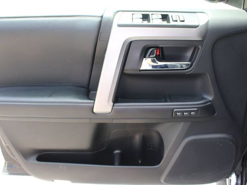 Used 2019 Toyota 4Runner Limited AWD/4WD image 15