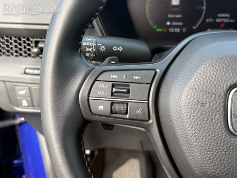 Certified 2025 Honda CR-V Sport-L image 17