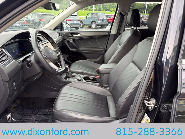 Used 2022 Volkswagen Tiguan SE AWD/4WD image 10