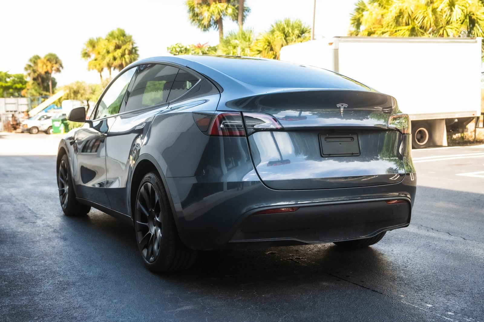 Used 2023 Tesla Model Y 2WD image 8