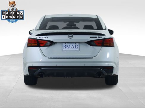 Used 2022 Nissan Altima 2.5 SR w/ Midnight Edition Package FWD image 12