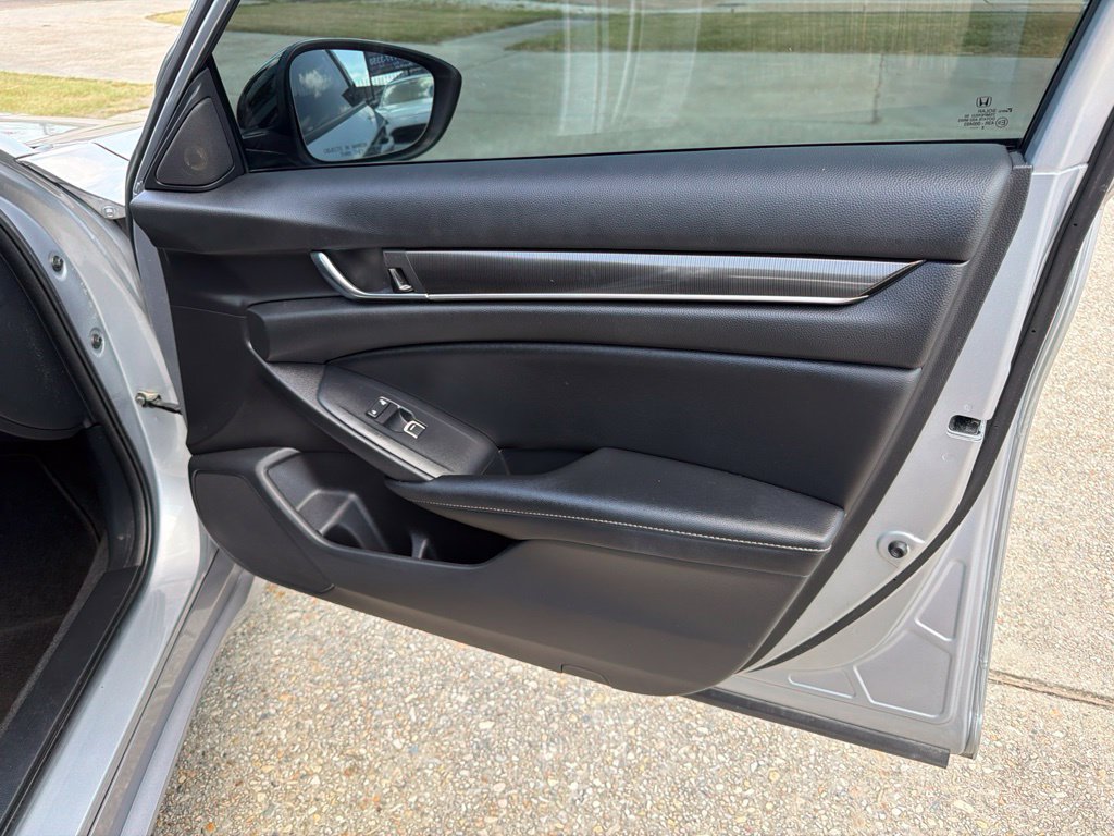 Used 2022 Honda Accord Sport image 17
