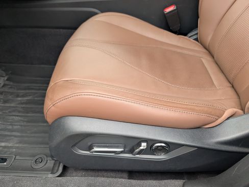 Certified 2023 Acura TLX w/ Technology Package image 10