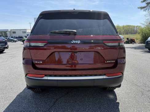 New 2026 Jeep Grand Cherokee Limited AWD/4WD image 6