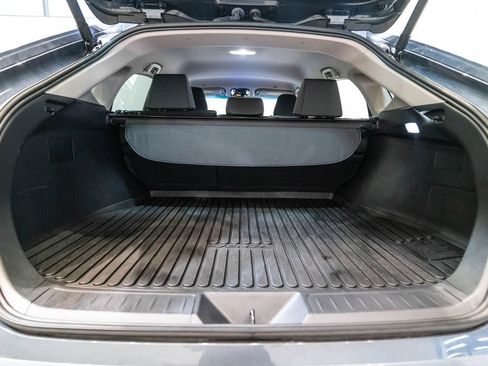 Certified 2024 Toyota Venza LE AWD/4WD image 31