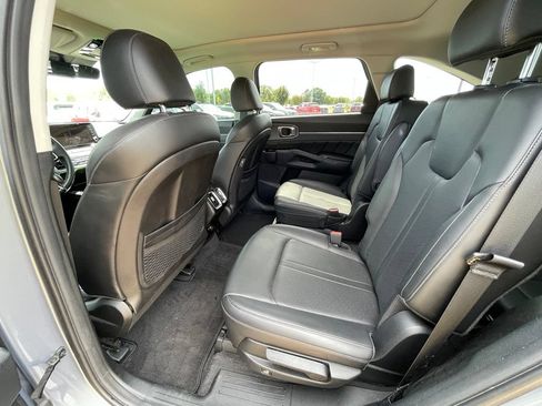 Used 2023 Kia Sorento SX AWD/4WD image 21