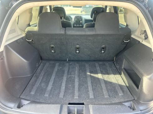 Used 2012 Jeep Compass Sport FWD image 9