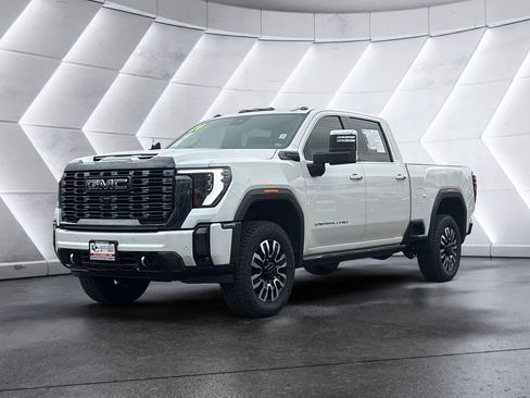 Used 2024 GMC Sierra 3500 Denali Ultimate image 1