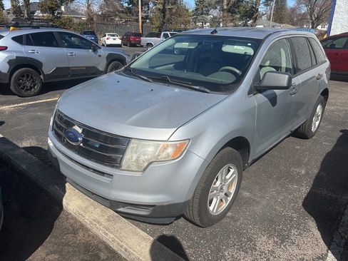 Used 2010 Ford Edge SE image 16
