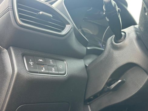 Used 2019 Hyundai Santa Fe SEL image 24