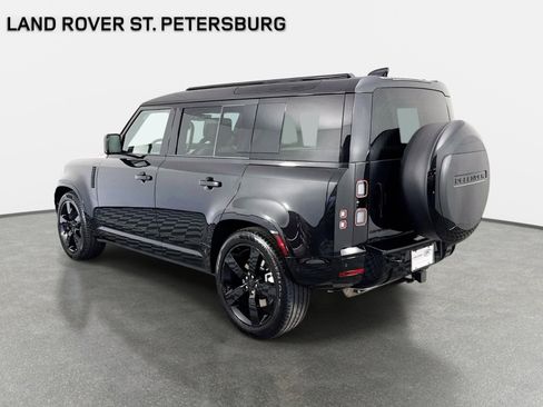 Used 2026 Land Rover Defender 110 X-Dynamic SE AWD/4WD image 7