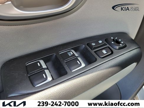 Used 2019 Kia Soul w/ Convenience Package FWD image 21