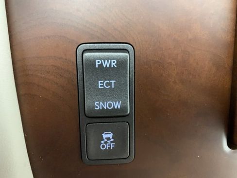 Used 2012 Lexus LS 460 AWD image 29