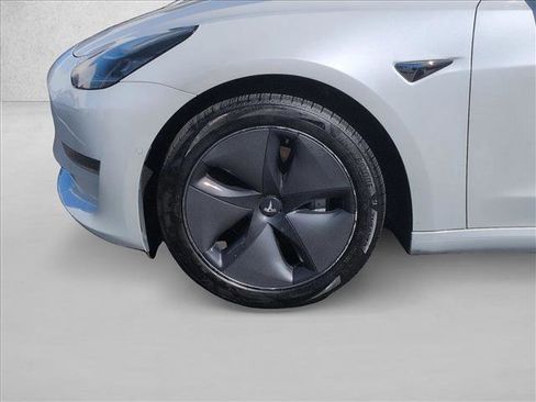 Used 2020 Tesla Model 3 Long Range AWD/4WD image 25
