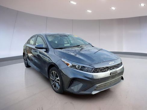 Used 2023 Kia Forte LXS w/ LXS Technology Package image 1