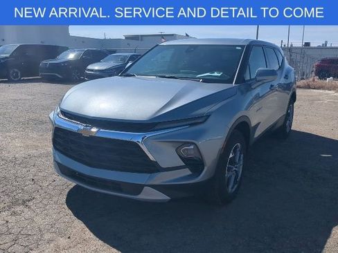 Certified 2024 Chevrolet Blazer LT FWD image 1
