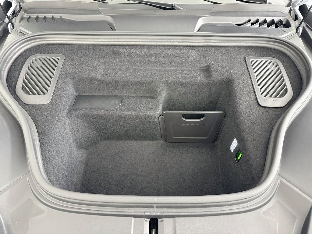 Certified 2024 Porsche Macan 4 Electric AWD/4WD image 31