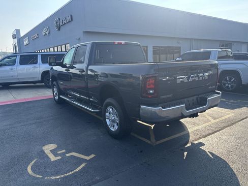 Used 2025 RAM 2500 Big Horn AWD/4WD image 7