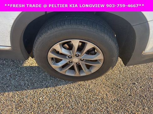 Used 2019 Hyundai Santa Fe SEL image 9