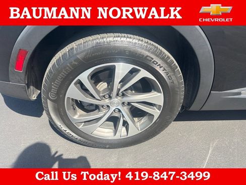 Used 2021 Buick Envision Essence w/ Technology Package I FWD image 10