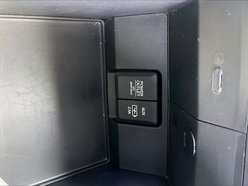 Used 2023 Honda Passport TrailSport image 16