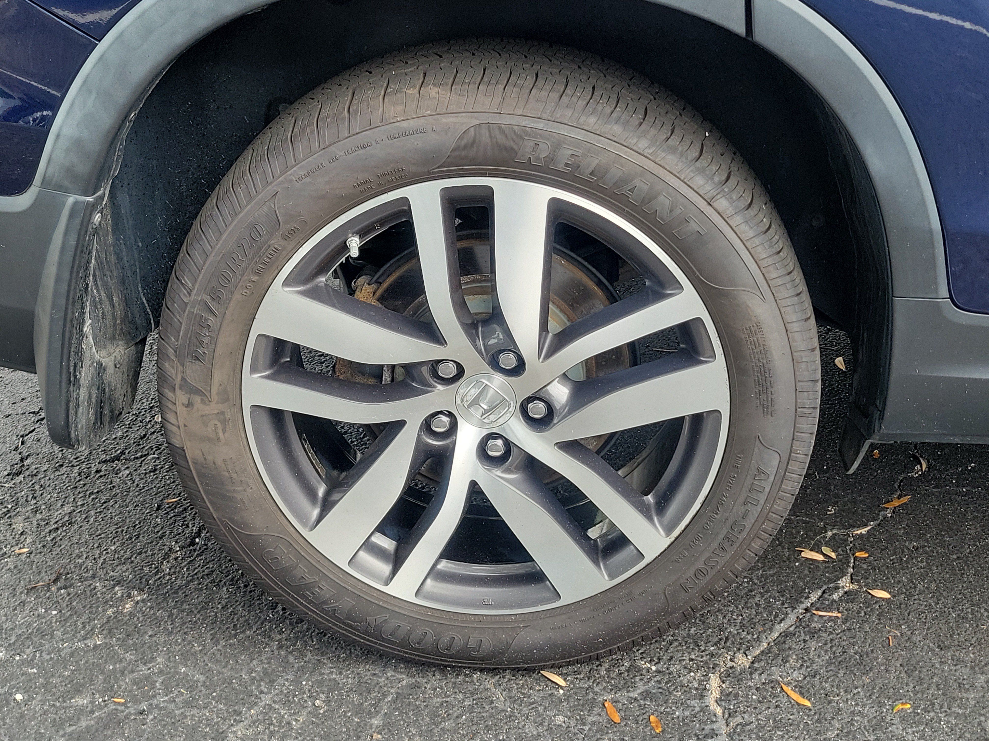 Used 2017 Honda Pilot Touring image 10
