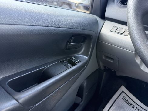Used 2021 Nissan NV200 SV FWD image 23
