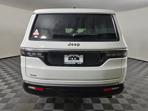 New 2026 Jeep Grand Wagoneer L 4WD w/ HD Trailer Tow Package image 5