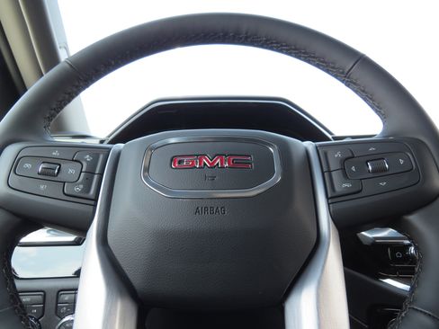 New 2026 GMC Sierra 1500 SLT w/ SLT Premium Plus Package image 19