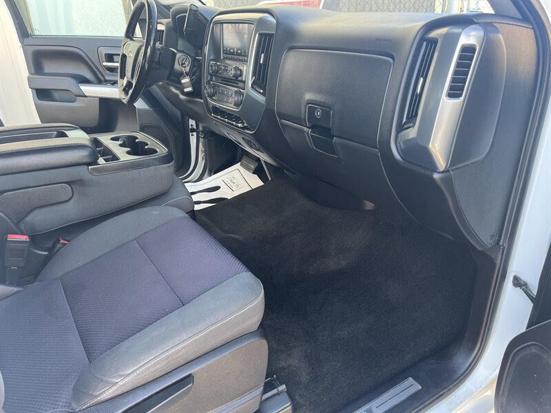 Used 2016 Chevrolet Silverado 2500 LT w/ Z71 Package, Off-Road AWD/4WD image 8