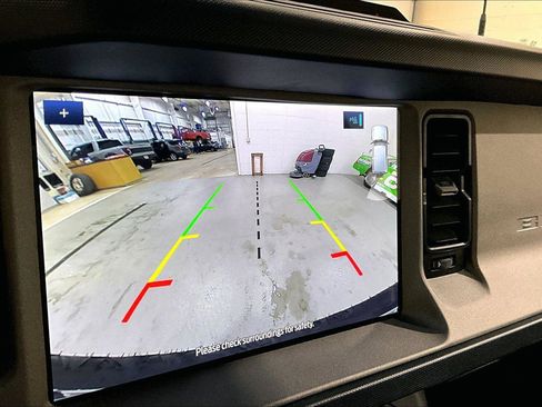 Used 2024 Ford Bronco Outer Banks w/ Sasquatch Package image 22