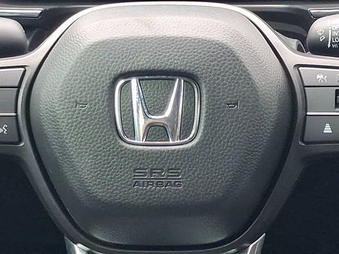 Used 2025 Honda CR-V Sport-L image 11