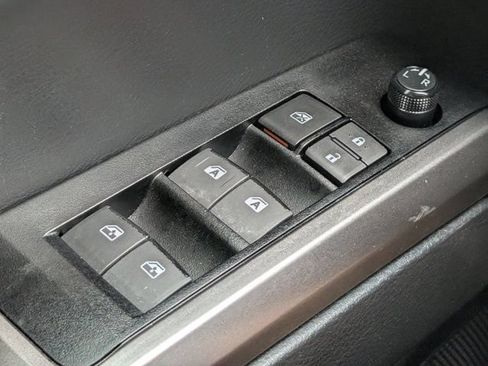 Used 2023 Toyota Tacoma SR5 RWD image 19