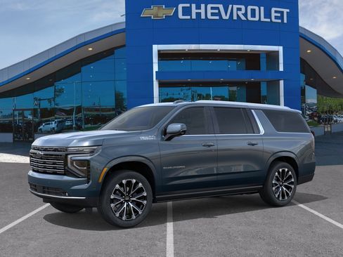 New 2026 Chevrolet Suburban High Country AWD/4WD image 34