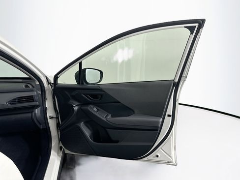 Used 2024 Subaru Crosstrek 2.0i Premium image 30