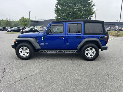 Used 2018 Jeep Wrangler Unlimited Sport S AWD/4WD image 8