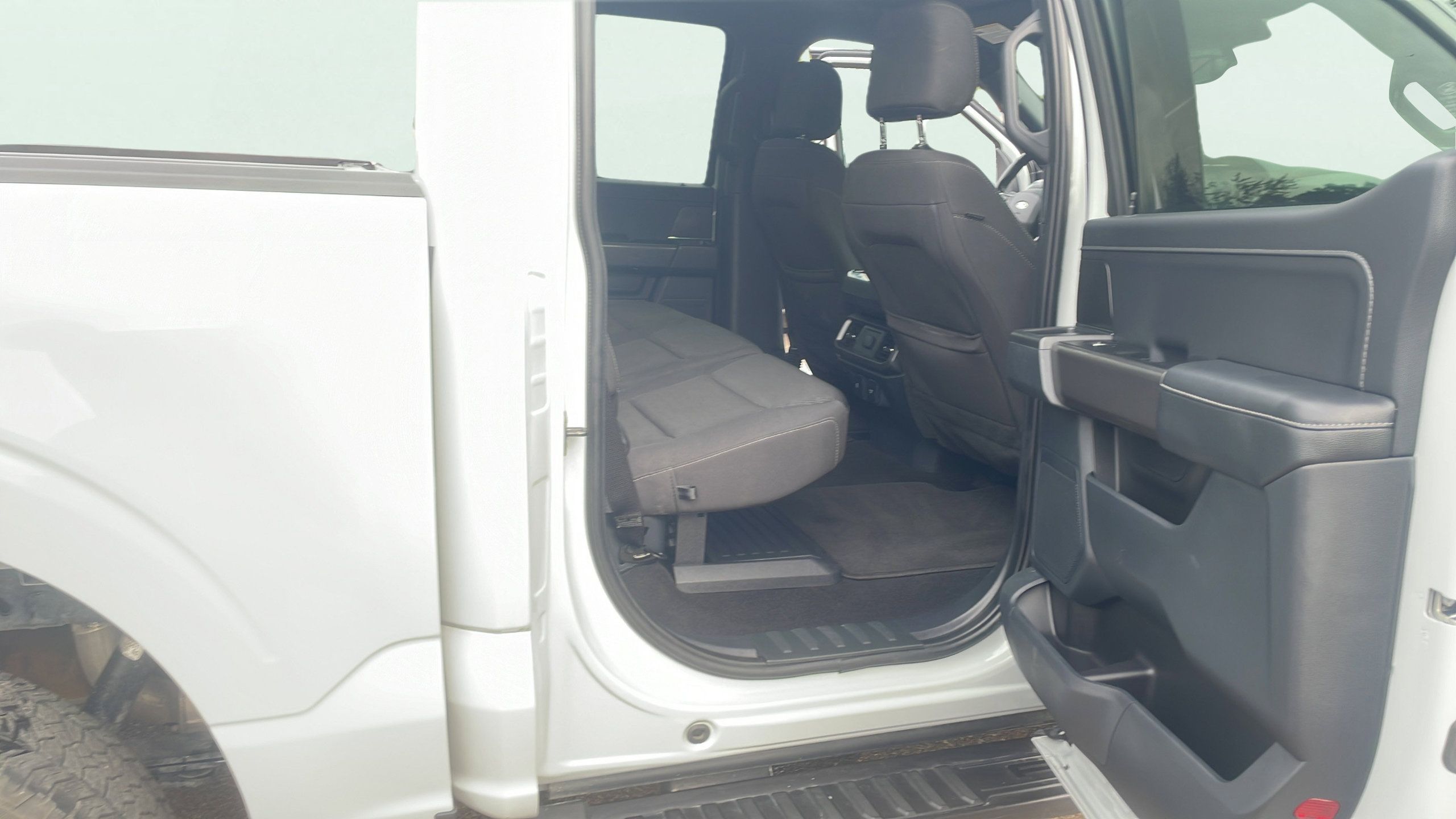 Used 2024 Ford F150 XLT w/ Mobile Office Package AWD/4WD image 16