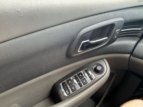 Used 2013 Chevrolet Malibu LS w/ Protection Package FWD image 27