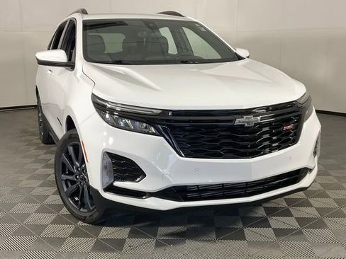 Used 2024 Chevrolet Equinox RS image 44
