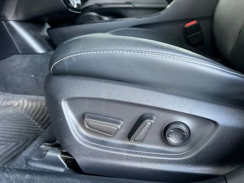 Used 2021 Toyota Prius Prime Limited image 13