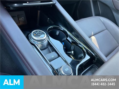 Certified 2025 Ford Explorer Platinum w/ LUX Leather Package AWD/4WD image 40
