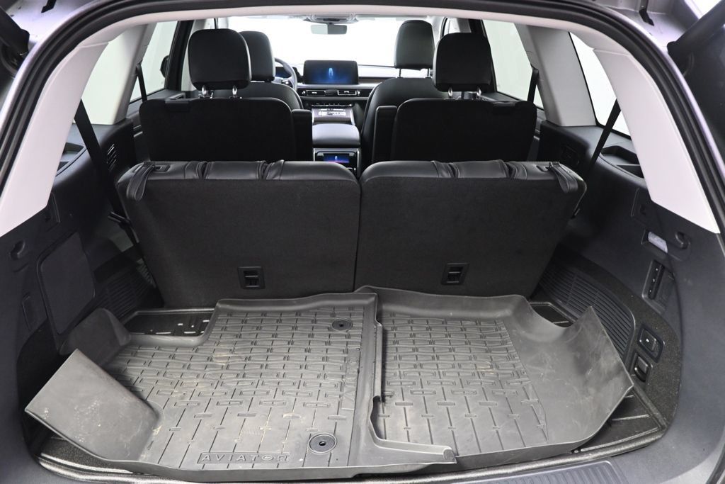New 2026 Lincoln Aviator Reserve w/ Jet Appearance Package AWD/4WD image 19