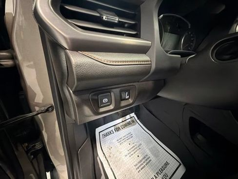Used 2023 GMC Acadia AT4 AWD/4WD image 19