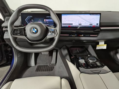New 2026 BMW 530i xDrive w/ Premium Package AWD/4WD image 10