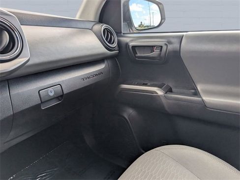 Used 2019 Toyota Tacoma SR5 image 13